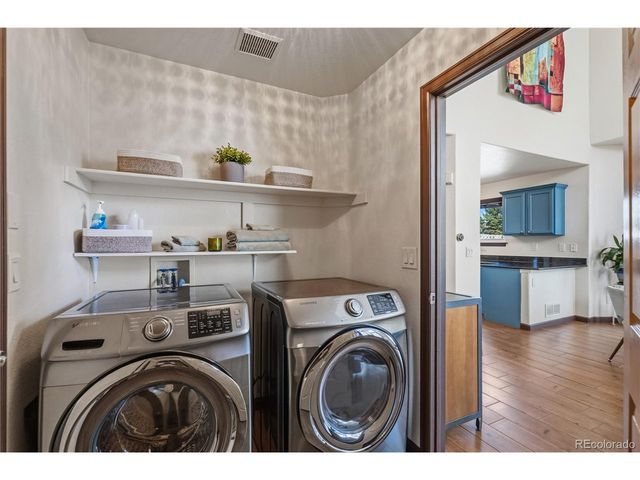 10204 Aldenbridge Ct, Highlands Ranch, CO 80126