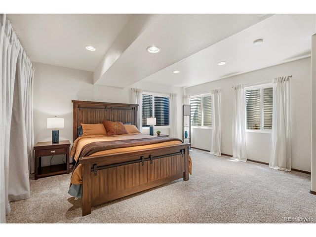 10204 Aldenbridge Ct, Highlands Ranch, CO 80126