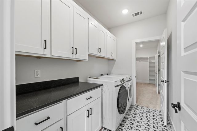 1110 Montieri Drive, Centerton, AR 72719