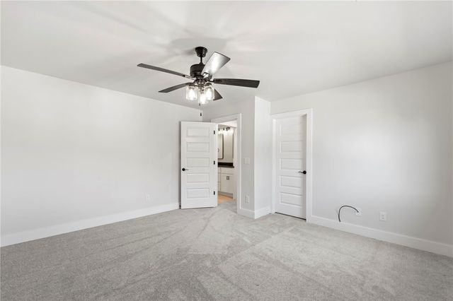 1110 Montieri Drive, Centerton, AR 72719