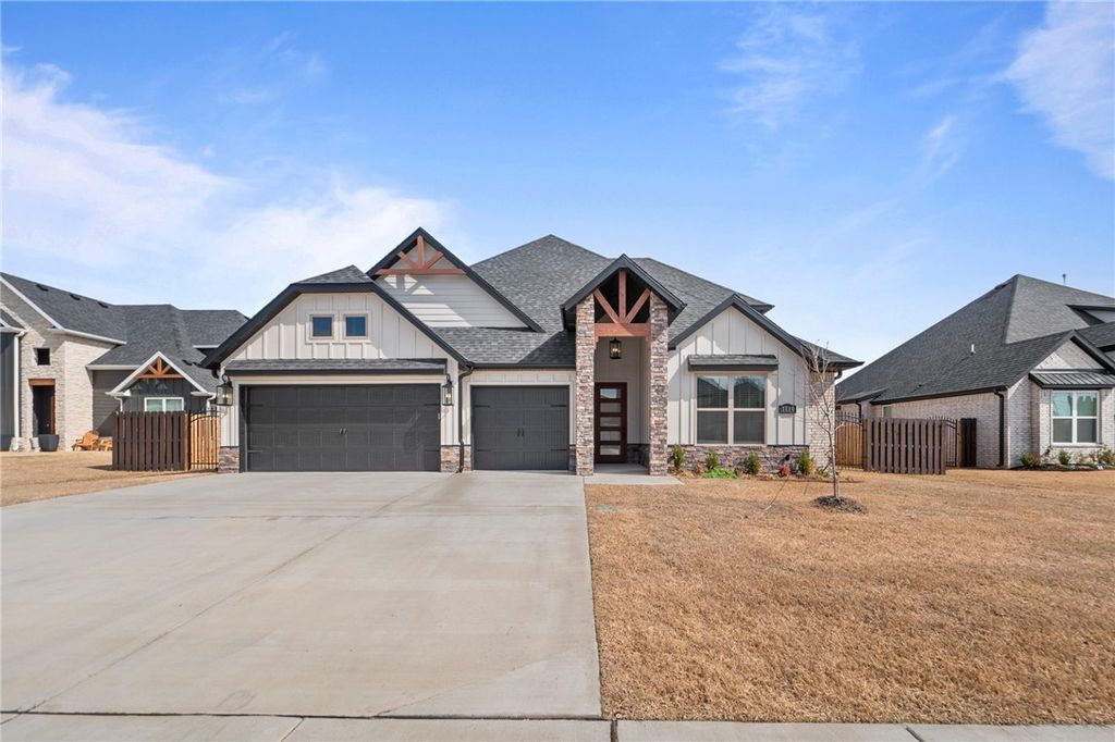 1110 Montieri Drive, Centerton, AR 72719