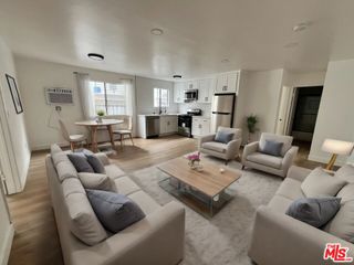 5440 Carlton Way 105, Los Angeles, CA 90027