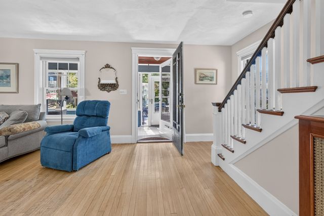50 Franklin Ave, Swampscott, MA 01907