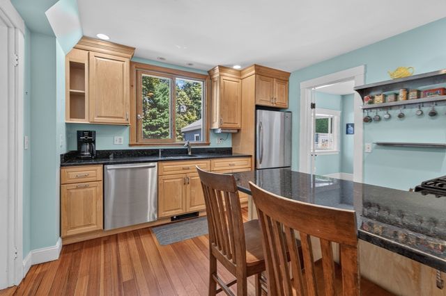 50 Franklin Ave, Swampscott, MA 01907