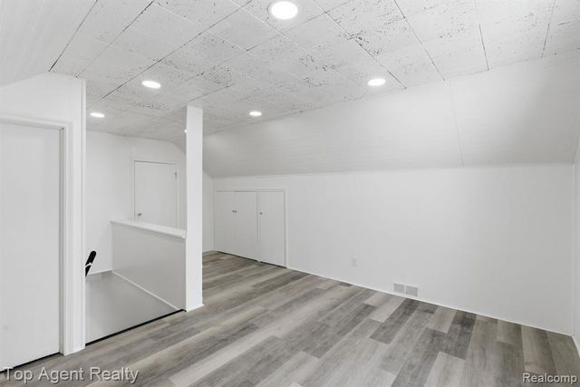 23089 Brittany Avenue, Eastpointe, MI 48021