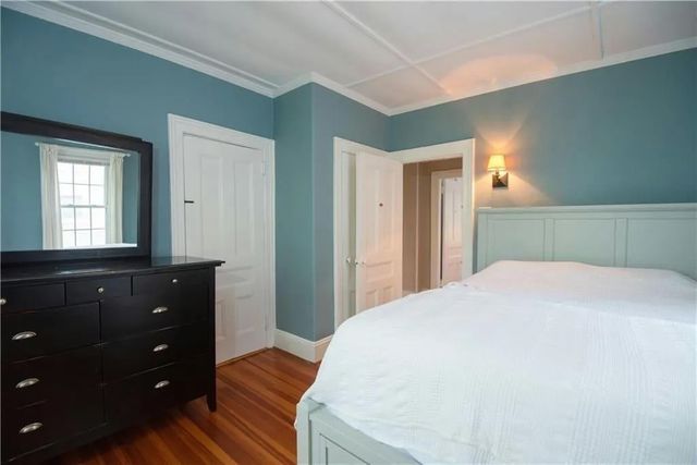 20 Carroll Avenue, Newport, RI 02840