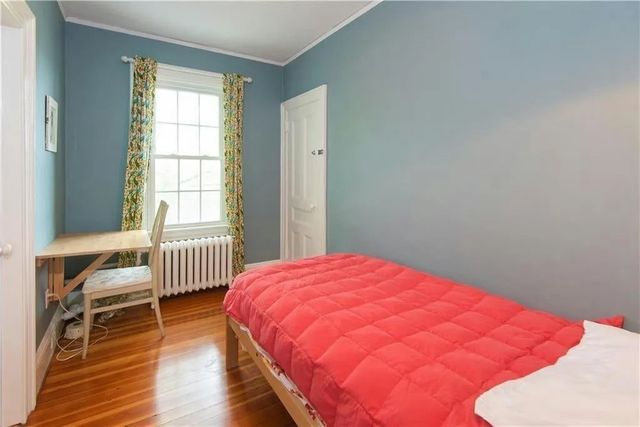 20 Carroll Avenue, Newport, RI 02840