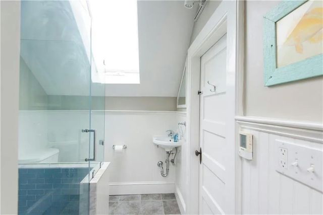 20 Carroll Avenue, Newport, RI 02840