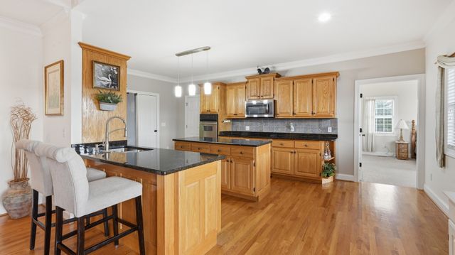31 Richland Hills Dr, Manchester, TN 37355