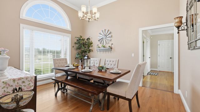 31 Richland Hills Dr, Manchester, TN 37355