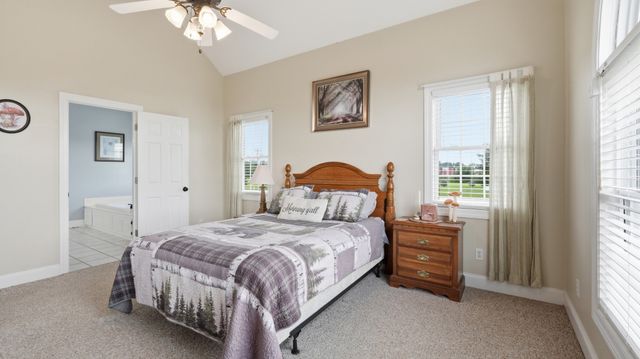 31 Richland Hills Dr, Manchester, TN 37355