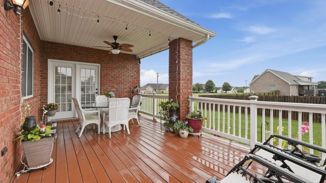 31 Richland Hills Dr, Manchester, TN 37355