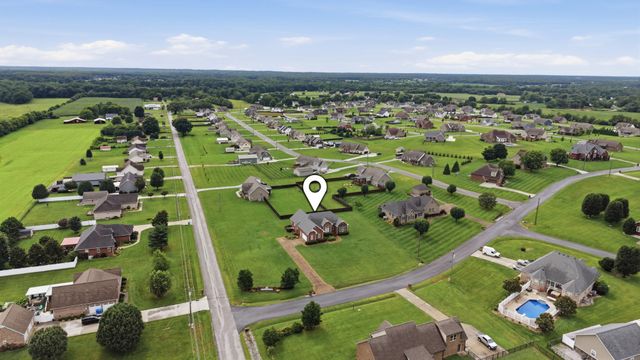 31 Richland Hills Dr, Manchester, TN 37355