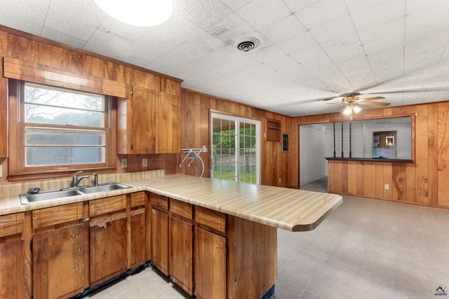 102 Lee Street, Centerville, GA 31028