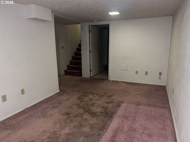 1760 NORWAY St Ne, Salem, OR 97301