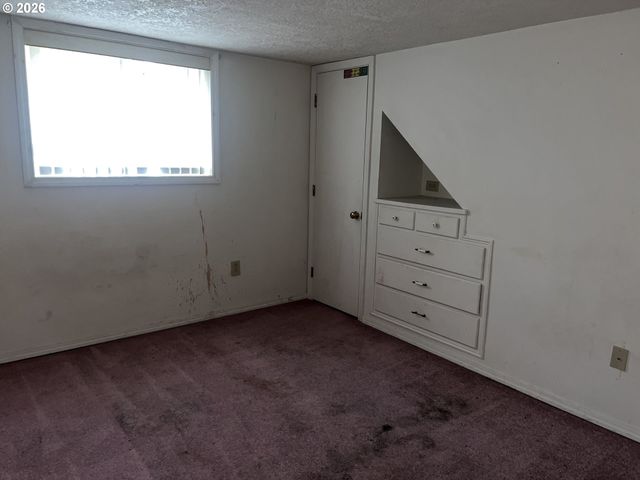 1760 NORWAY St Ne, Salem, OR 97301