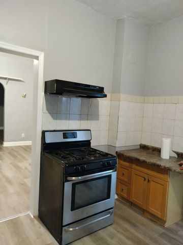 2759 W 38th Street, Chicago, IL 60632