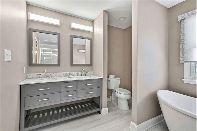 194 Wexford Road, Valparaiso, IN 46385