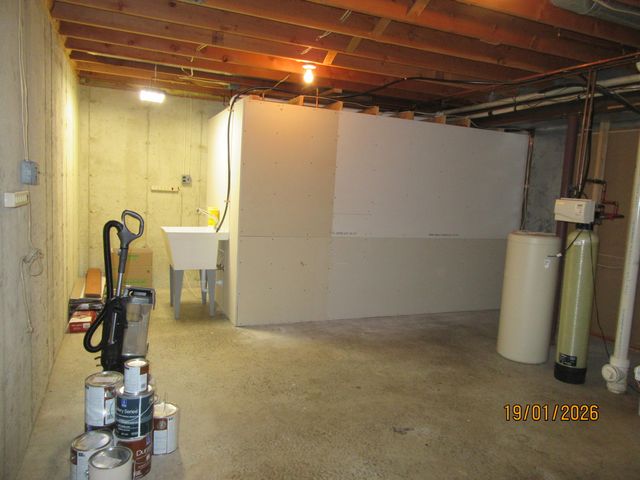 194 Wexford Road, Valparaiso, IN 46385