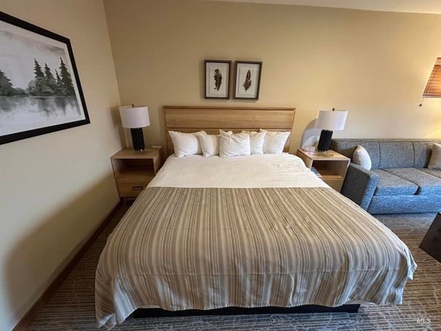 150 Morning Star Dr. 371, Kellogg, ID 83837