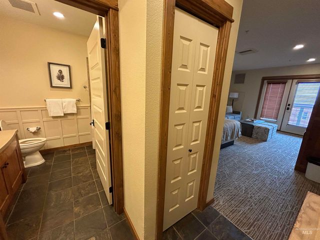 150 Morning Star Dr. 371, Kellogg, ID 83837