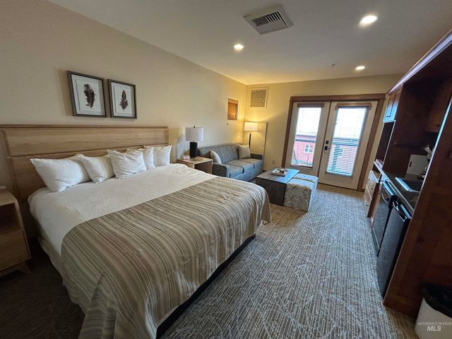 150 Morning Star Dr. 371, Kellogg, ID 83837