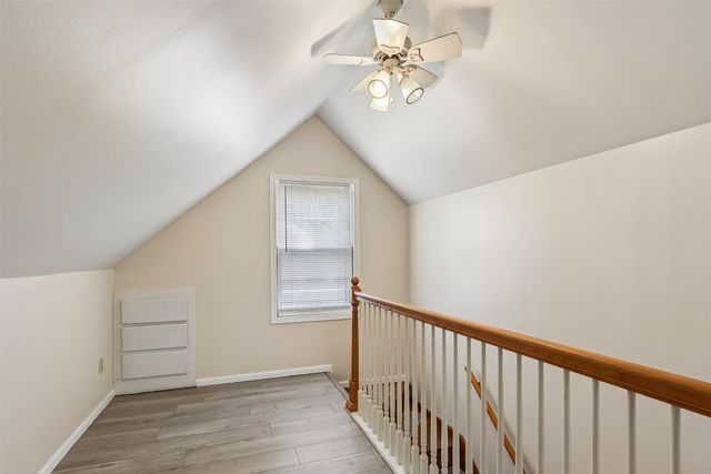 2006 50th Street, Des Moines, IA 50310