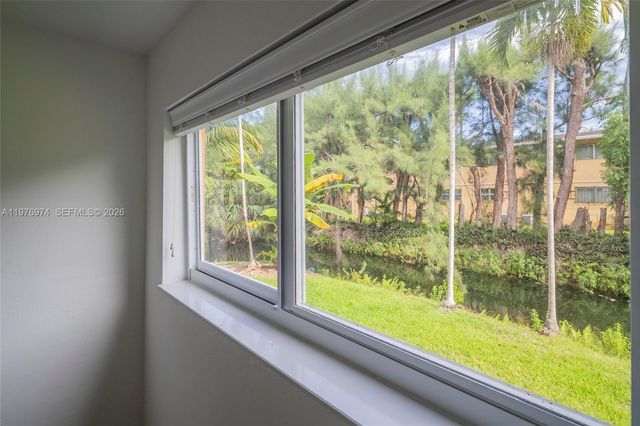 7901 SW 64th Ave 2, South Miami, FL 33143