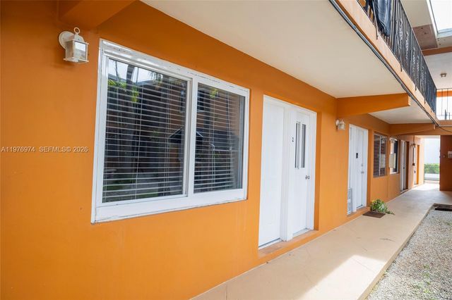 7901 SW 64th Ave 2, South Miami, FL 33143