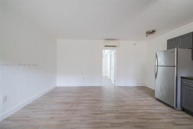 7901 SW 64th Ave 2, South Miami, FL 33143