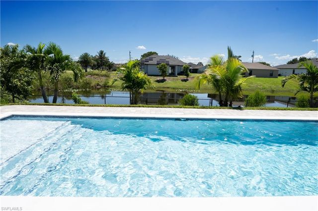 1005 NE 13th PL, Cape Coral, FL 33909