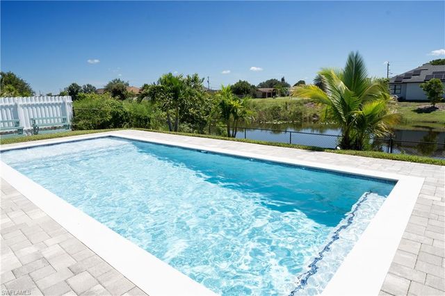 1005 NE 13th PL, Cape Coral, FL 33909