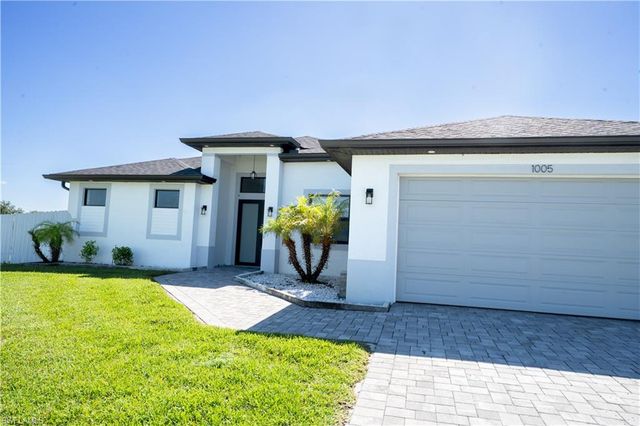 1005 NE 13th PL, Cape Coral, FL 33909
