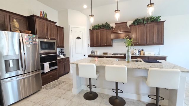 3512 Chacon Creek Trail, Celina, TX 75078