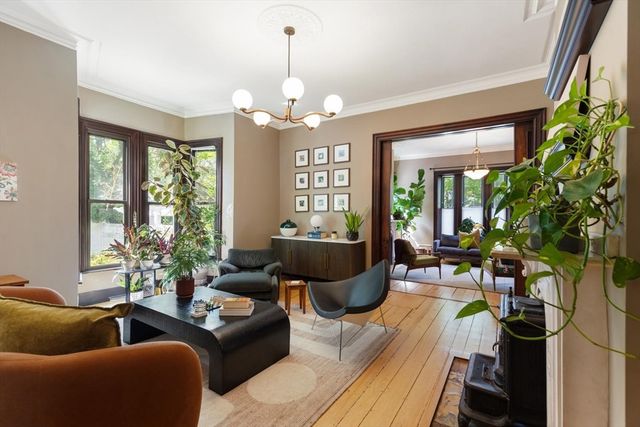 230 Winchester St, Newton, MA 02461
