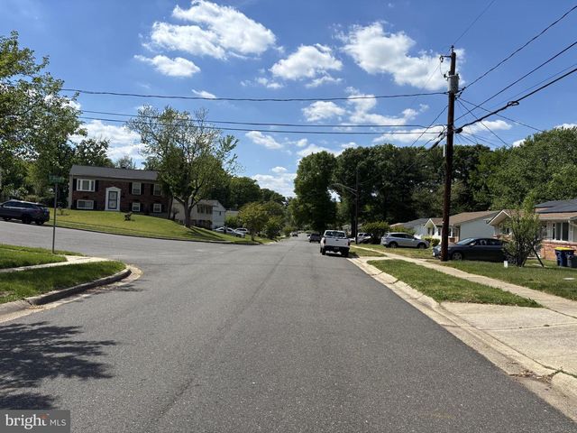 7914 DELLWOOD AVE, Lanham, MD 20706