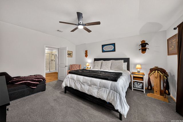 6307 EMBANKMENT RD, San Antonio, TX 78252