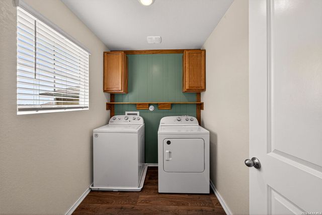 6307 EMBANKMENT RD, San Antonio, TX 78252
