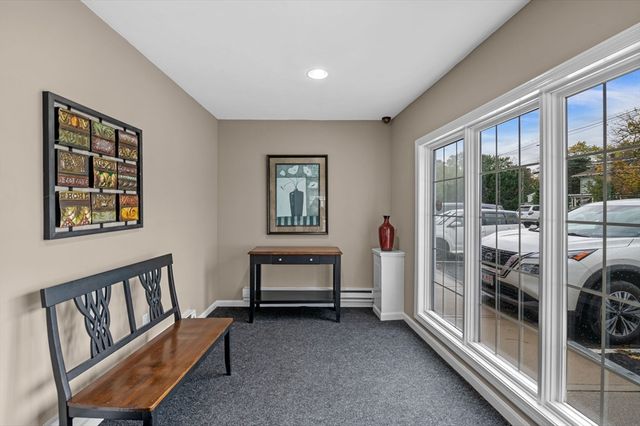 212 Humphrey Street 205, Marblehead, MA 01945