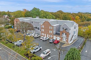 212 Humphrey Street 205, Marblehead, MA 01945