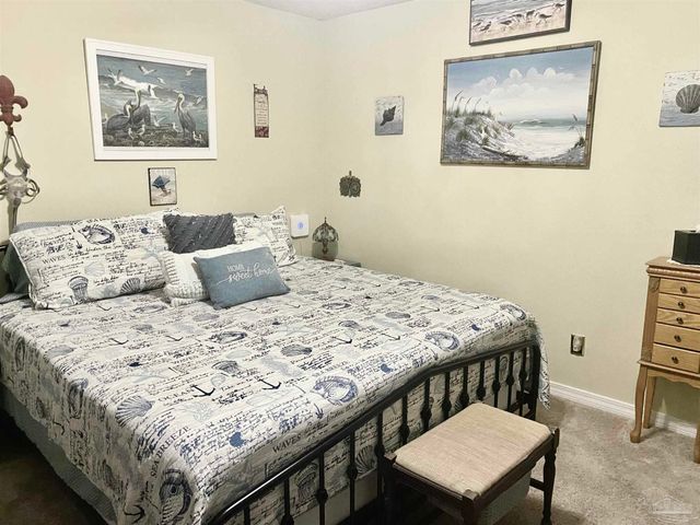 4536 Arcadia St, Milton, FL 32583