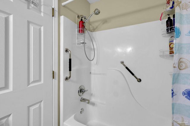 4536 Arcadia St, Milton, FL 32583