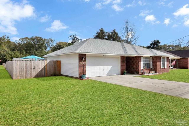 4536 Arcadia St, Milton, FL 32583