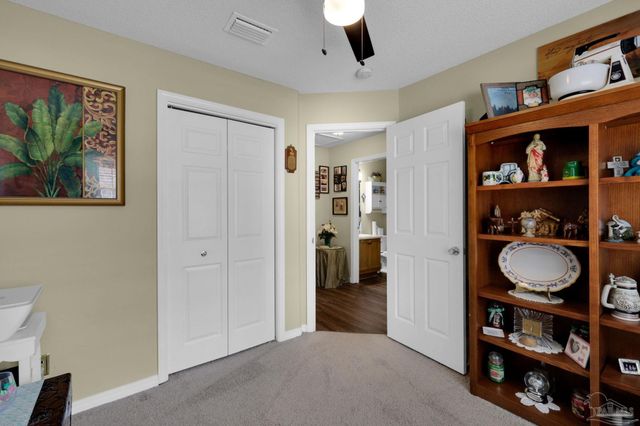 4536 Arcadia St, Milton, FL 32583