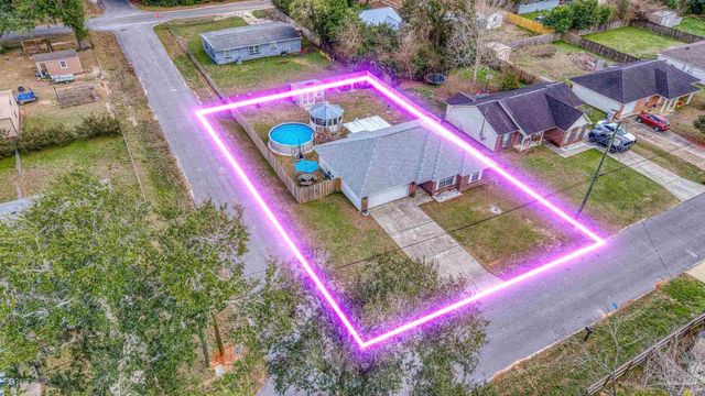 4536 Arcadia St, Milton, FL 32583