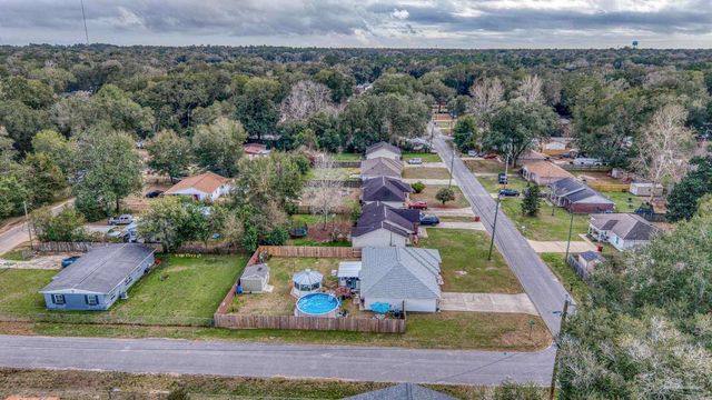 4536 Arcadia St, Milton, FL 32583