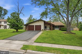 11 CHADWICK, Marlton, NJ 08053