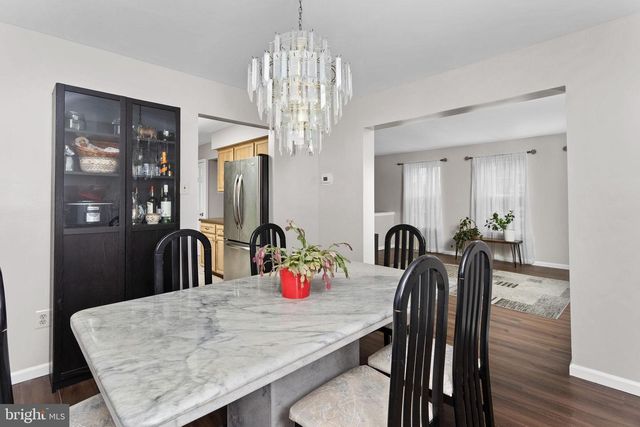 28 HIBISCUS LN, Robbinsville, NJ 08691