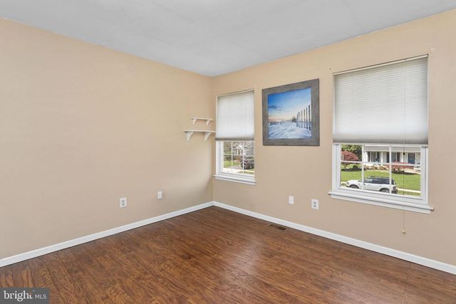 28 HIBISCUS LN, Robbinsville, NJ 08691