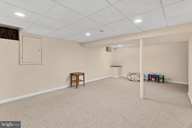 28 HIBISCUS LN, Robbinsville, NJ 08691